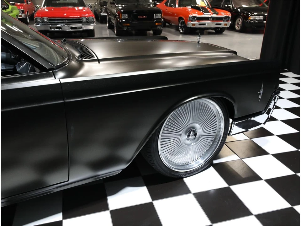1966 Lincoln Continental 4th Gen - Image 15 of 31