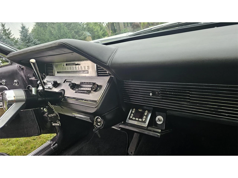 1966 Lincoln Continental 4th Gen - Image 10 of 16