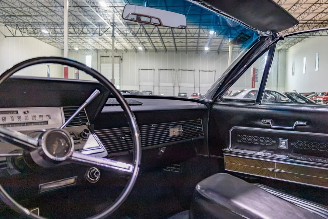 1966 Lincoln Continental 4th Gen - Image 13 of 31
