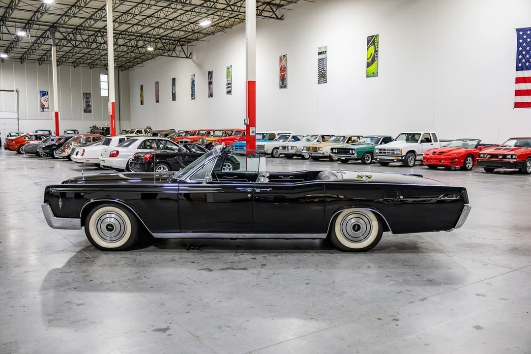 1966 Lincoln Continental 4th Gen - Image 3 of 31