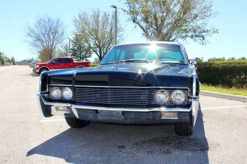 1966 Lincoln Continental 4th Gen - Image 7 of 12