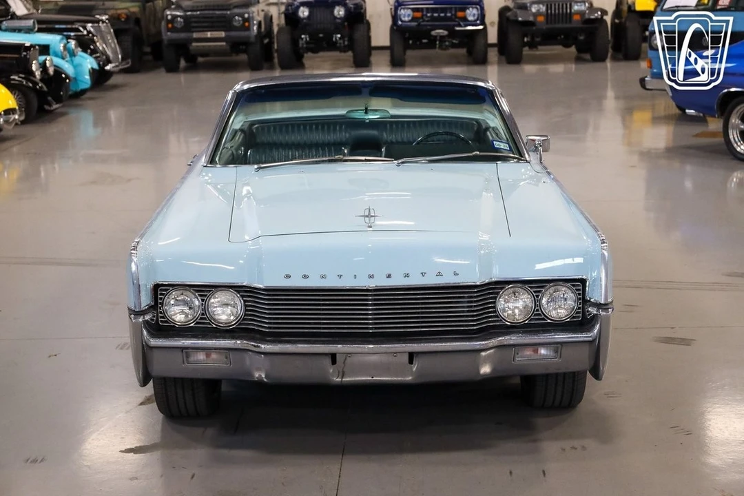 1966 Lincoln Continental 4th Gen - Image 4 of 12