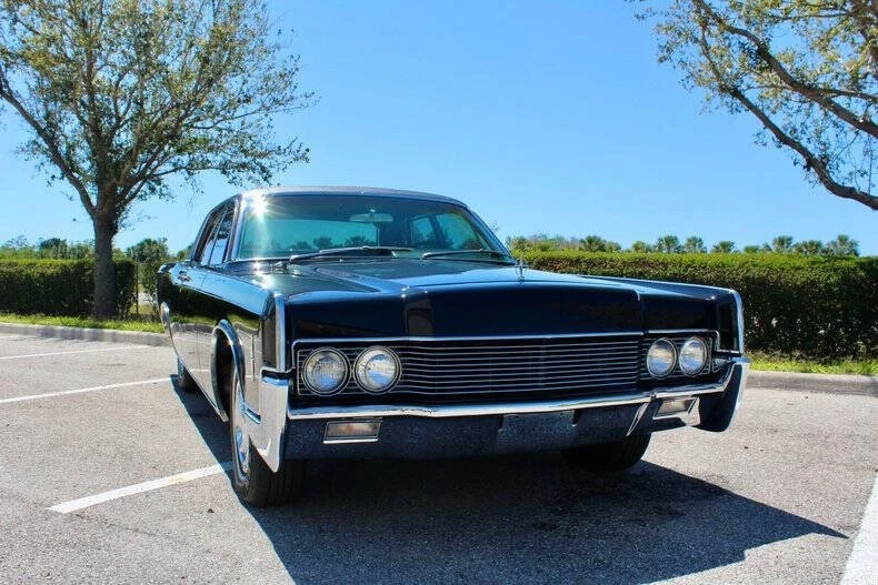 1966 Lincoln Continental 4th Gen - Image 6 of 12