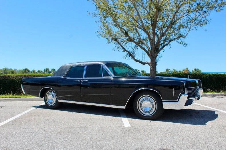 1966 Lincoln Continental 4th Gen - Image 4 of 12