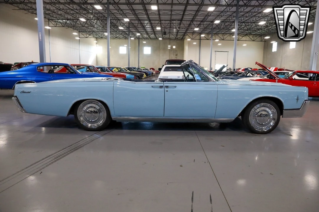 1966 Lincoln Continental 4th Gen - Image 9 of 12