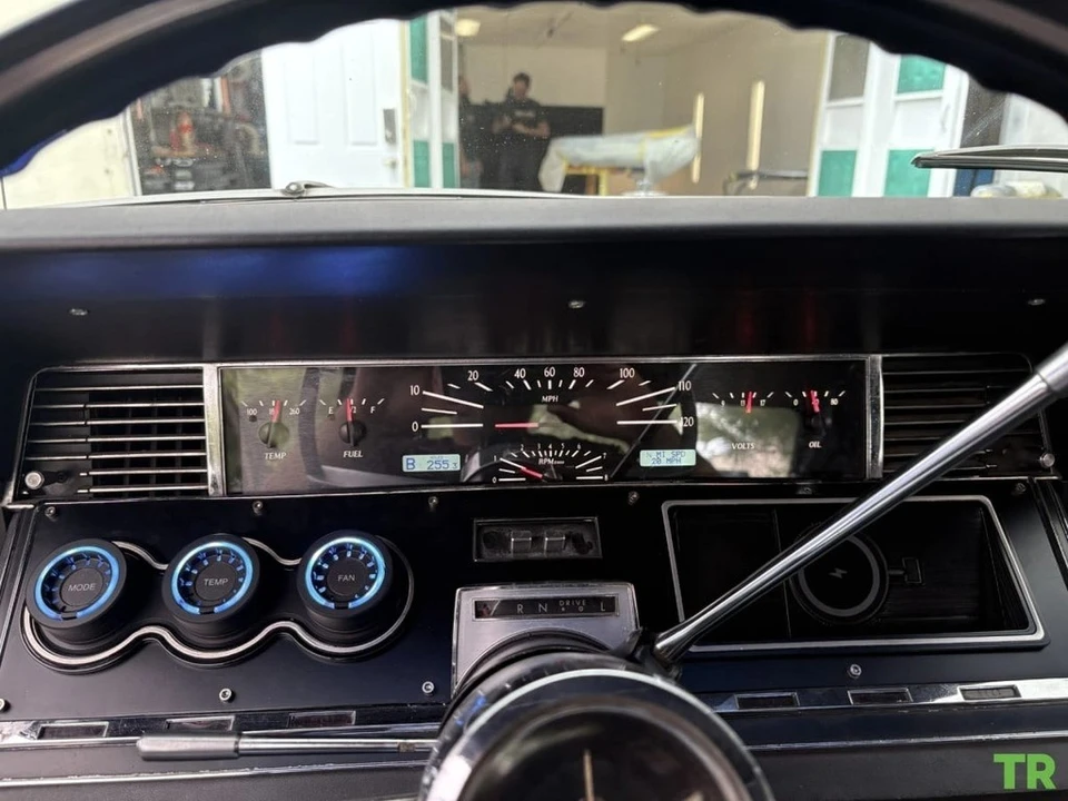 1966 Lincoln Continental 4th Gen - Image 4 of 14