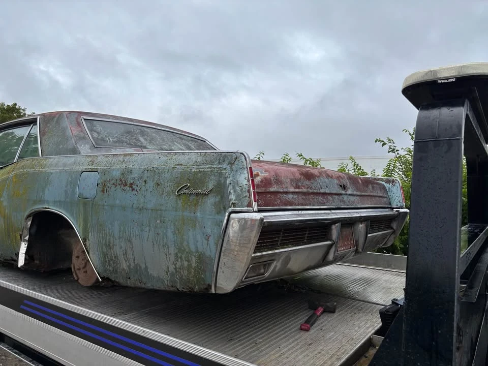 1966 Lincoln Continental 4th Gen - Image 4 of 8