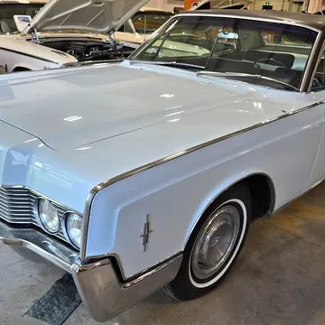 1966 Lincoln Continental 2-Door Hardtop