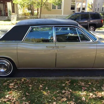 1966 Lincoln Continental 4-Door