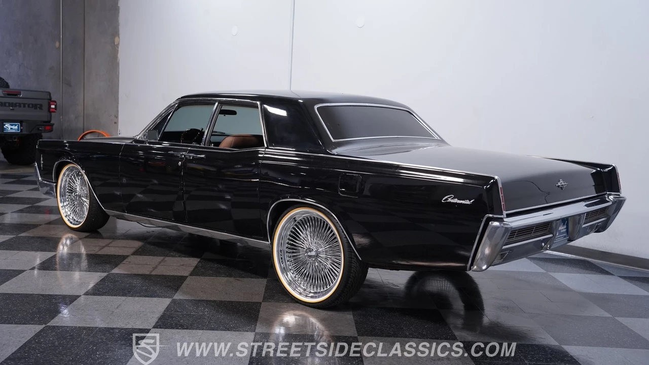 1966 Lincoln Continental 4th Gen - Image 9 of 12
