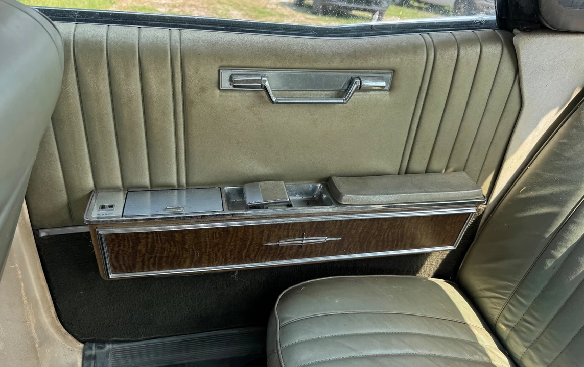 1966 Lincoln Continental 4th Gen - Image 20 of 31