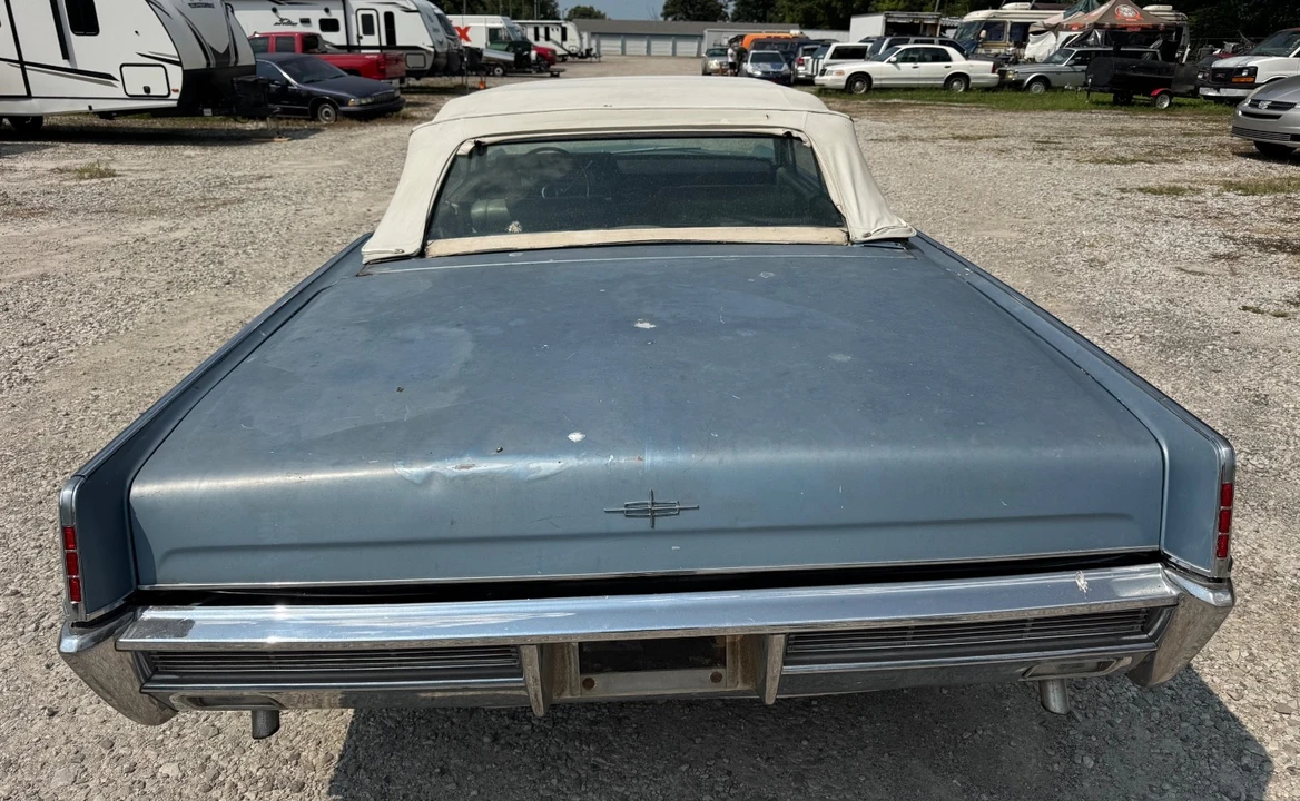 1966 Lincoln Continental 4th Gen - Image 7 of 31
