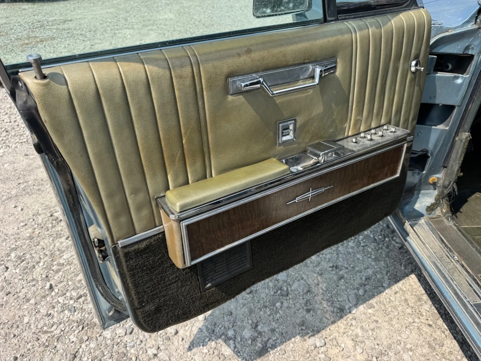 1966 Lincoln Continental 4th Gen - Image 13 of 31