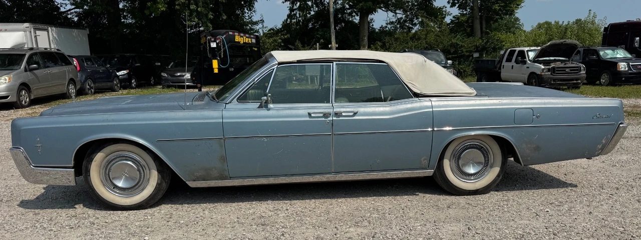 1966 Lincoln Continental 4th Gen - Image 9 of 31