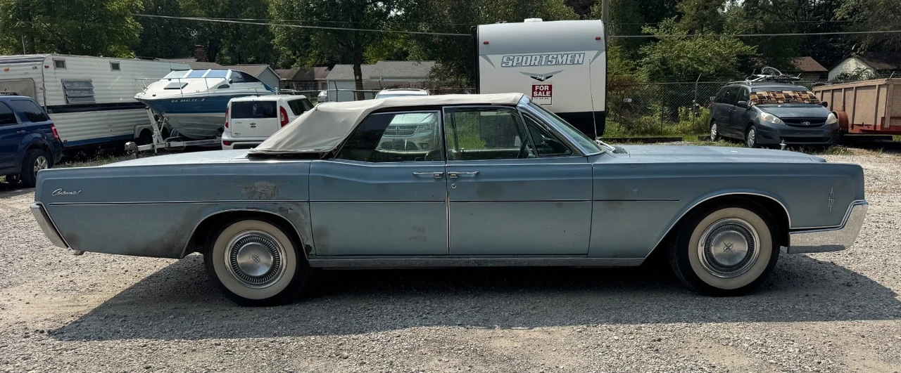 1966 Lincoln Continental 4th Gen - Image 4 of 31