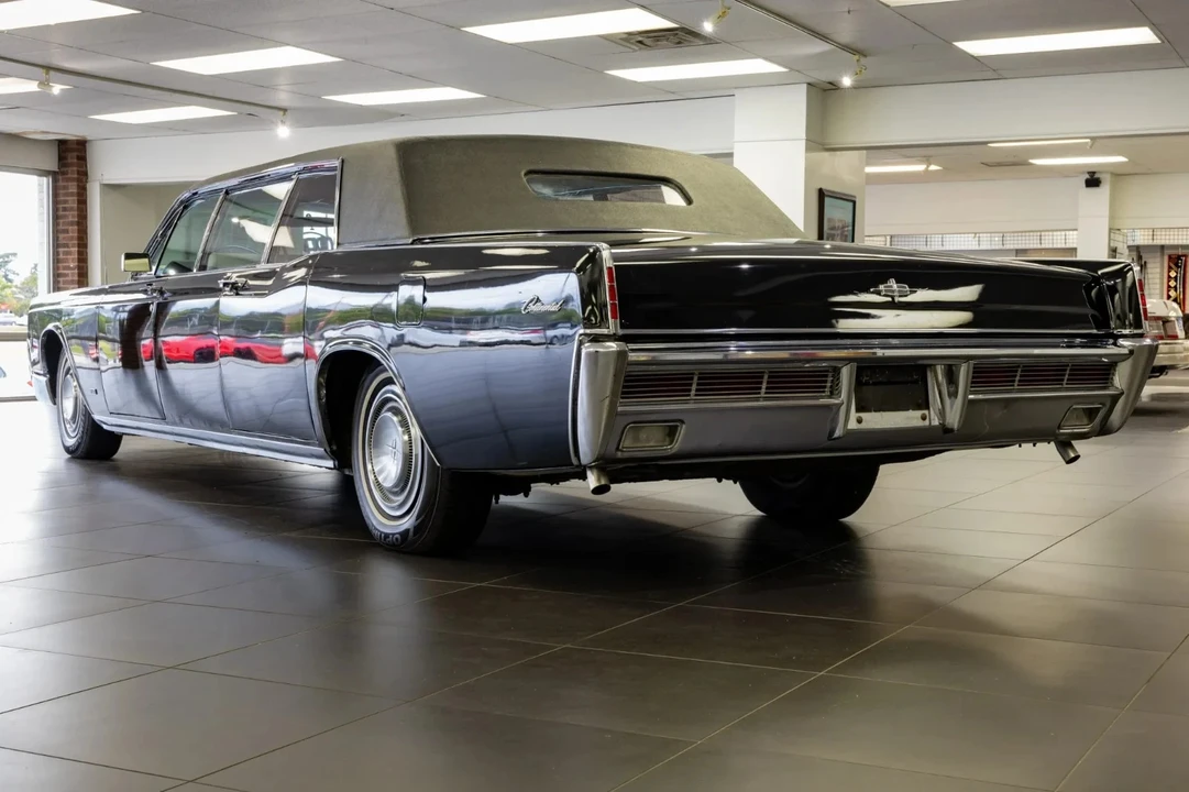1966 Lincoln Continental 4th Gen - Image 4 of 21