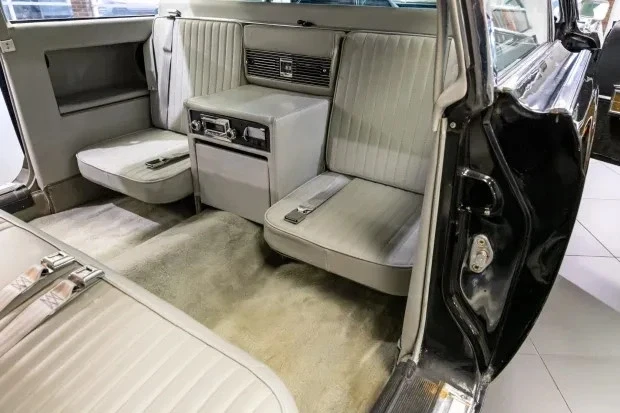 1966 Lincoln Continental 4th Gen - Image 14 of 21