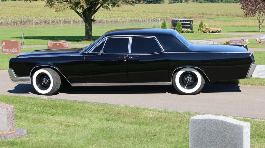 1966 Lincoln Continental 4th Gen - Image 2 of 7