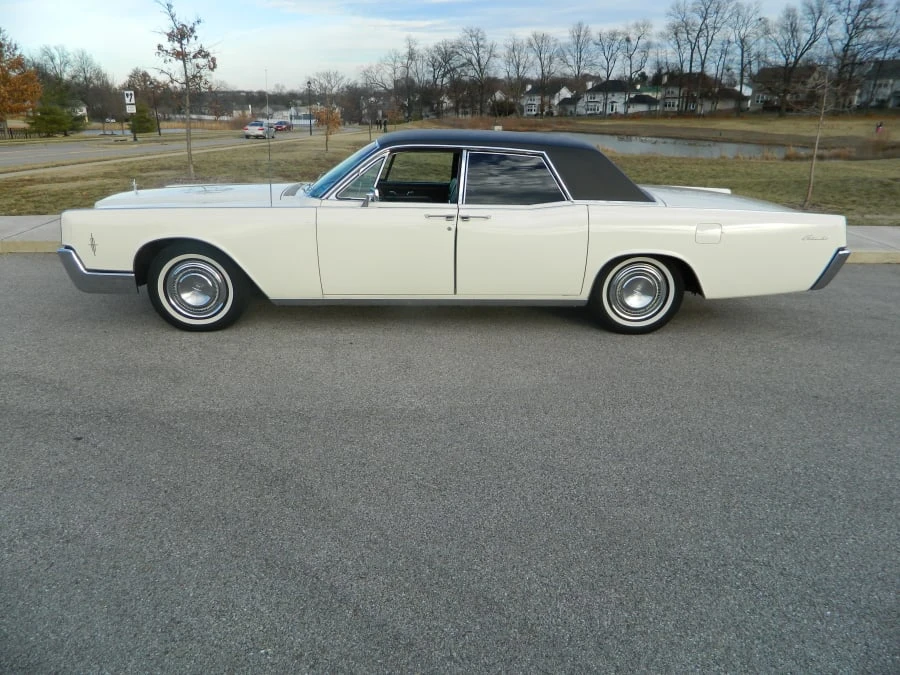 1966 Lincoln Continental 4th Gen - Image 2 of 10