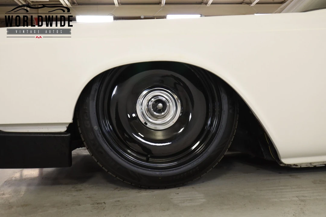 1966 Lincoln Continental 4th Gen - Image 12 of 12