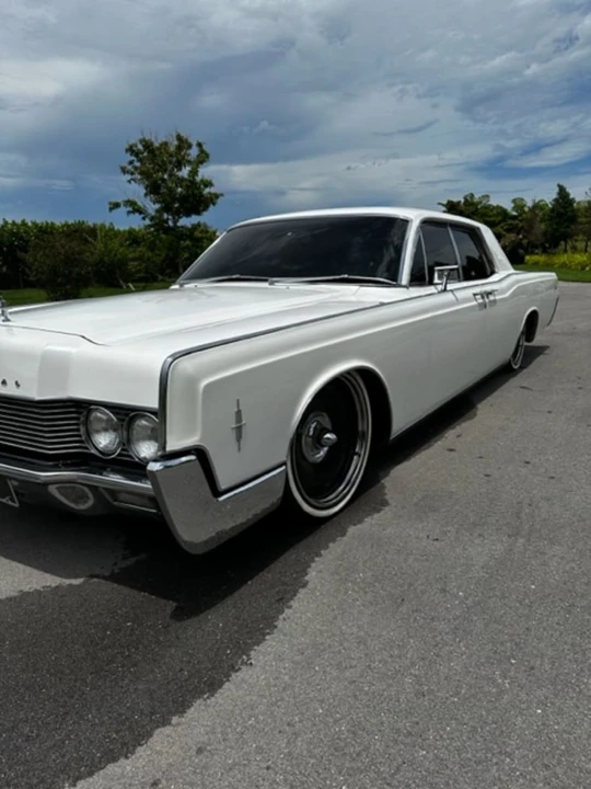 1966 Lincoln Continental 4th Gen - Image 10 of 23