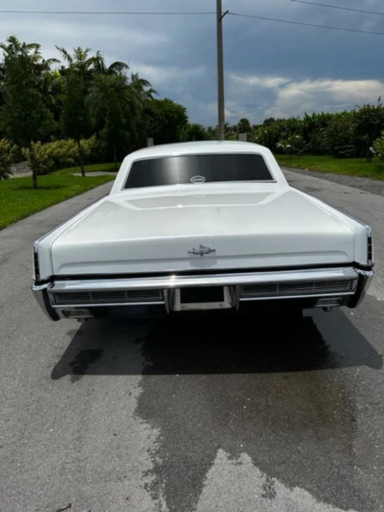 1966 Lincoln Continental 4th Gen - Image 9 of 23