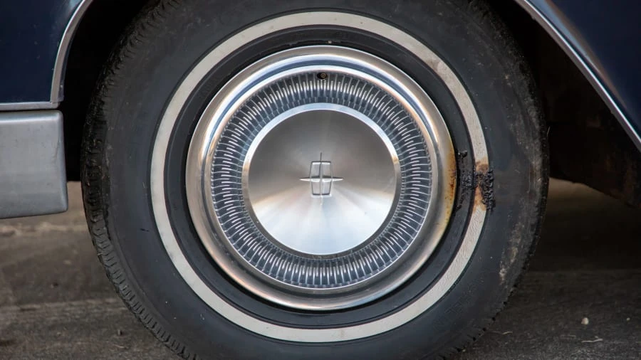 1966 Lincoln Continental 4th Gen - Image 10 of 20