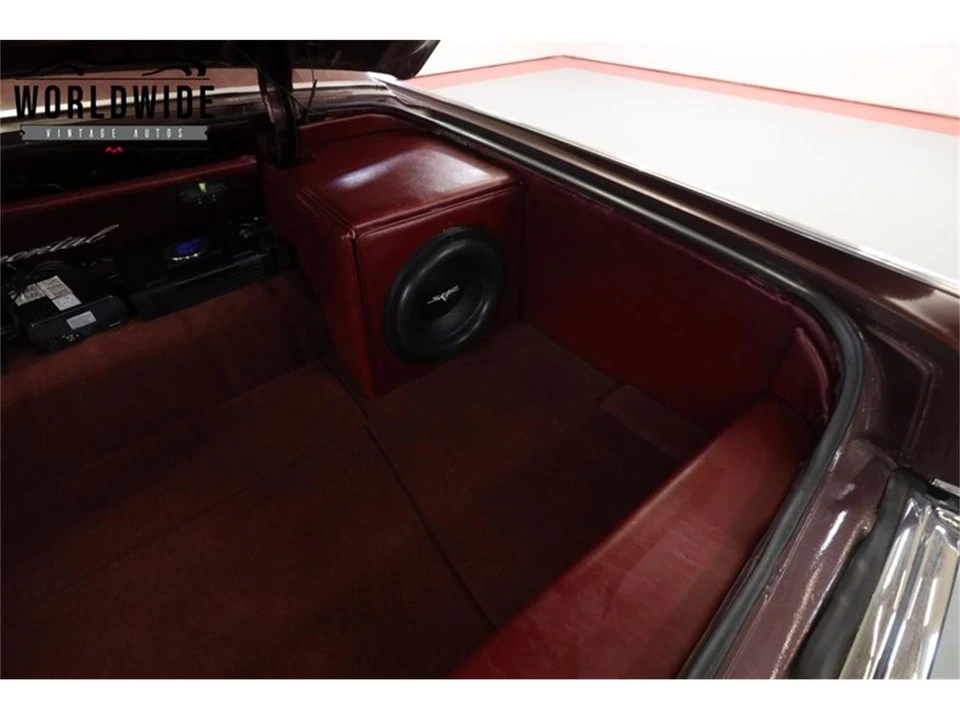 1966 Lincoln Continental 4th Gen - Image 21 of 31