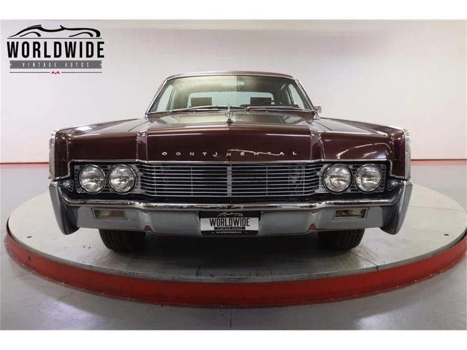 1966 Lincoln Continental 4th Gen - Image 15 of 31