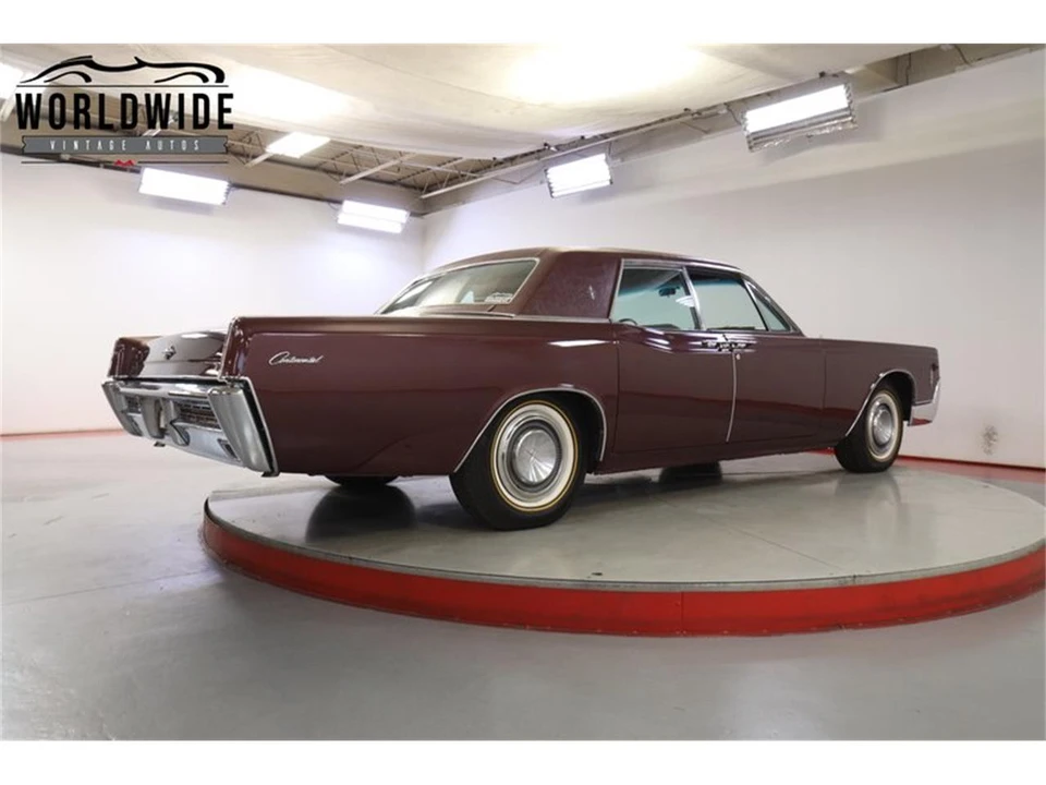 1966 Lincoln Continental 4th Gen - Image 6 of 31