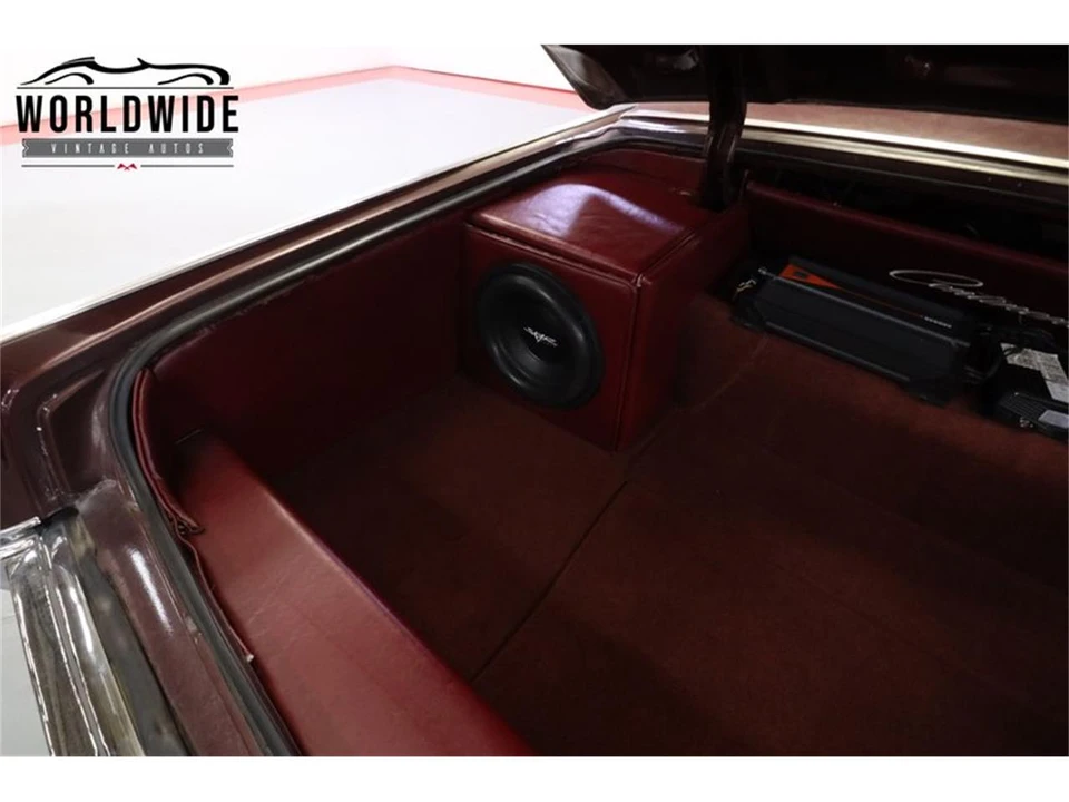 1966 Lincoln Continental 4th Gen - Image 20 of 31