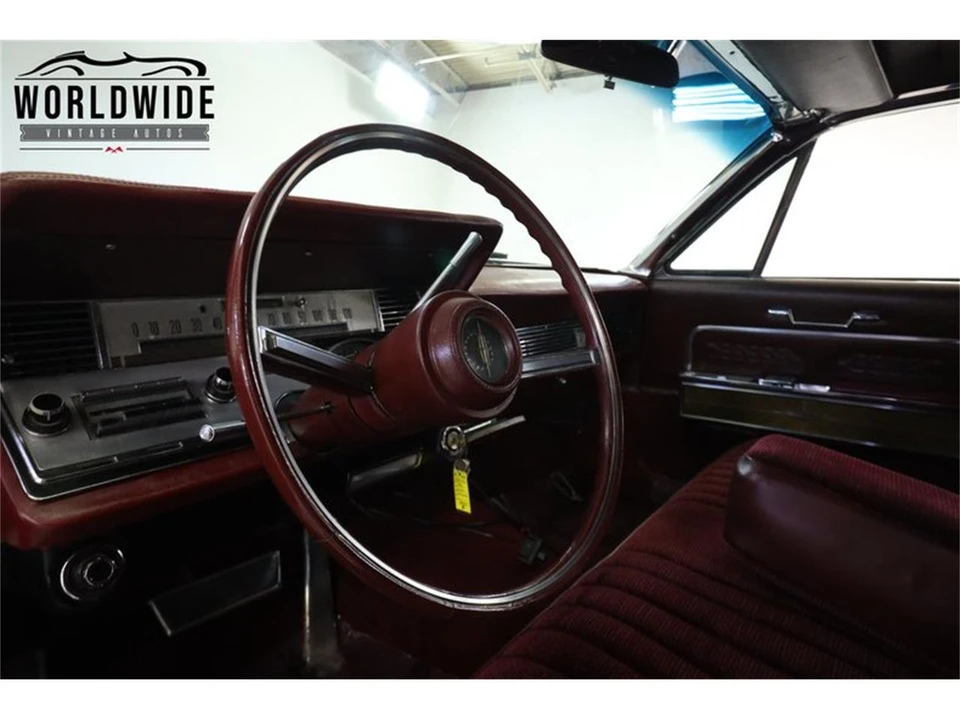 1966 Lincoln Continental 4th Gen - Image 28 of 31