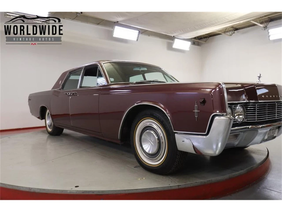 1966 Lincoln Continental 4th Gen - Image 14 of 31
