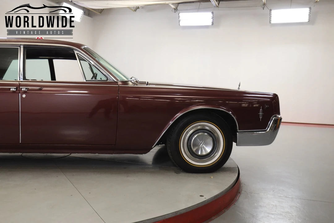 1966 Lincoln Continental 4th Gen - Image 8 of 12