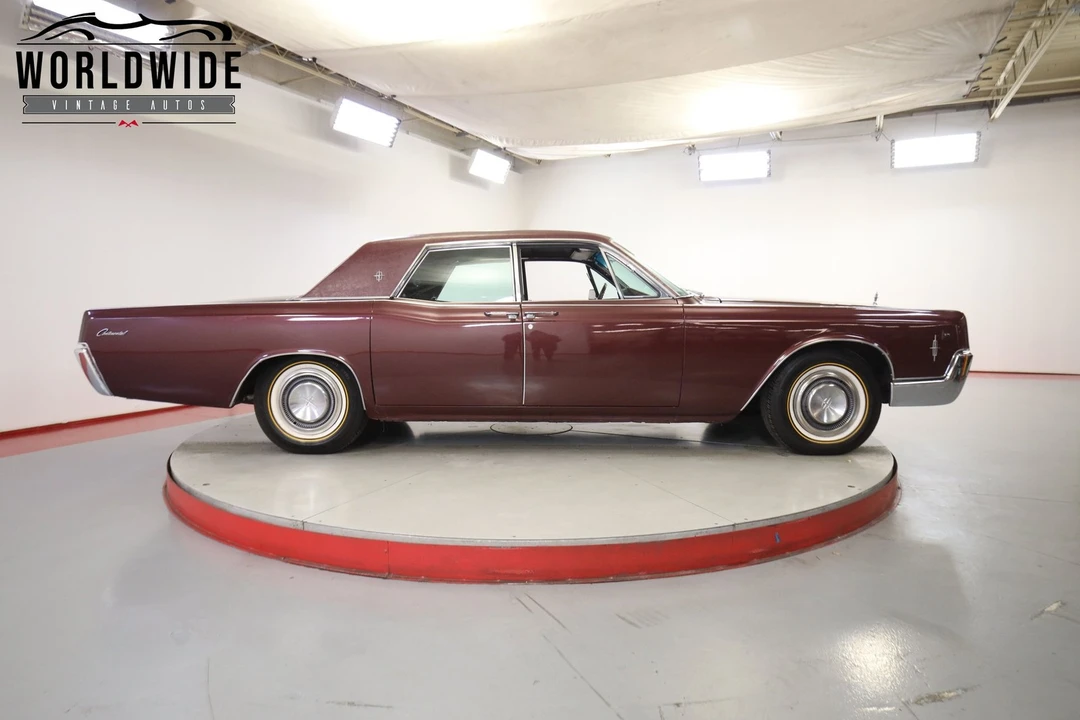 1966 Lincoln Continental 4th Gen - Image 4 of 12