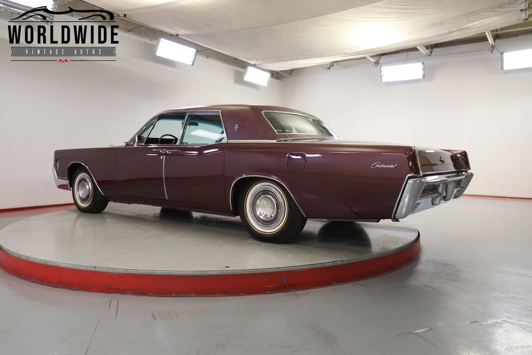 1966 Lincoln Continental 4th Gen - Image 5 of 12