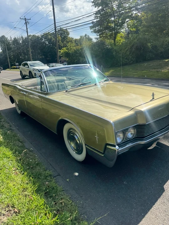 1966 Lincoln Continental 4th Gen - Image 11 of 21