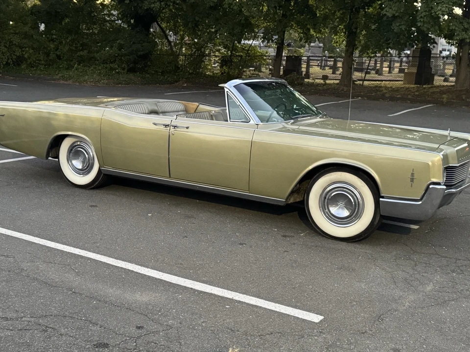 1966 Lincoln Continental 4th Gen - Image 2 of 21
