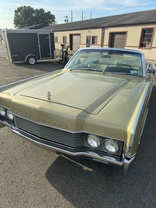 1966 Lincoln Continental 4th Gen - Image 16 of 21