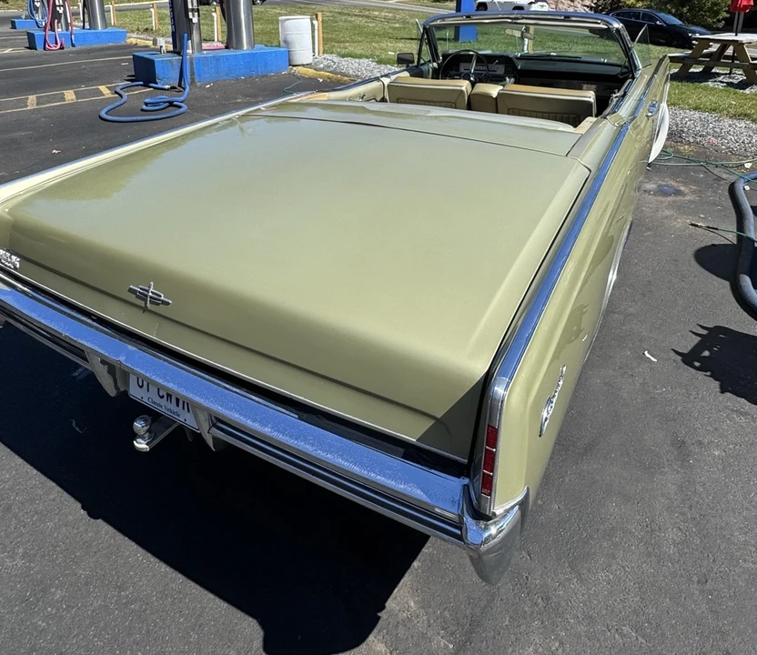 1966 Lincoln Continental 4th Gen - Image 9 of 21
