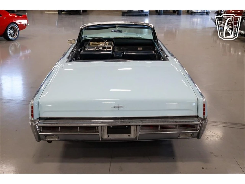 1966 Lincoln Continental 4th Gen - Image 22 of 31