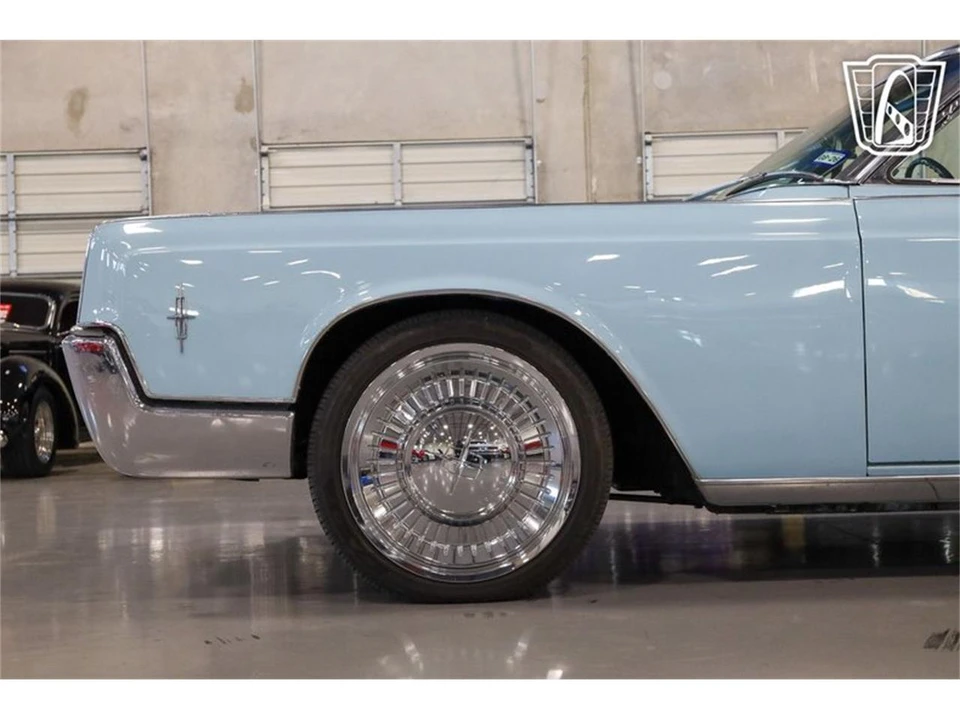 1966 Lincoln Continental 4th Gen - Image 19 of 31