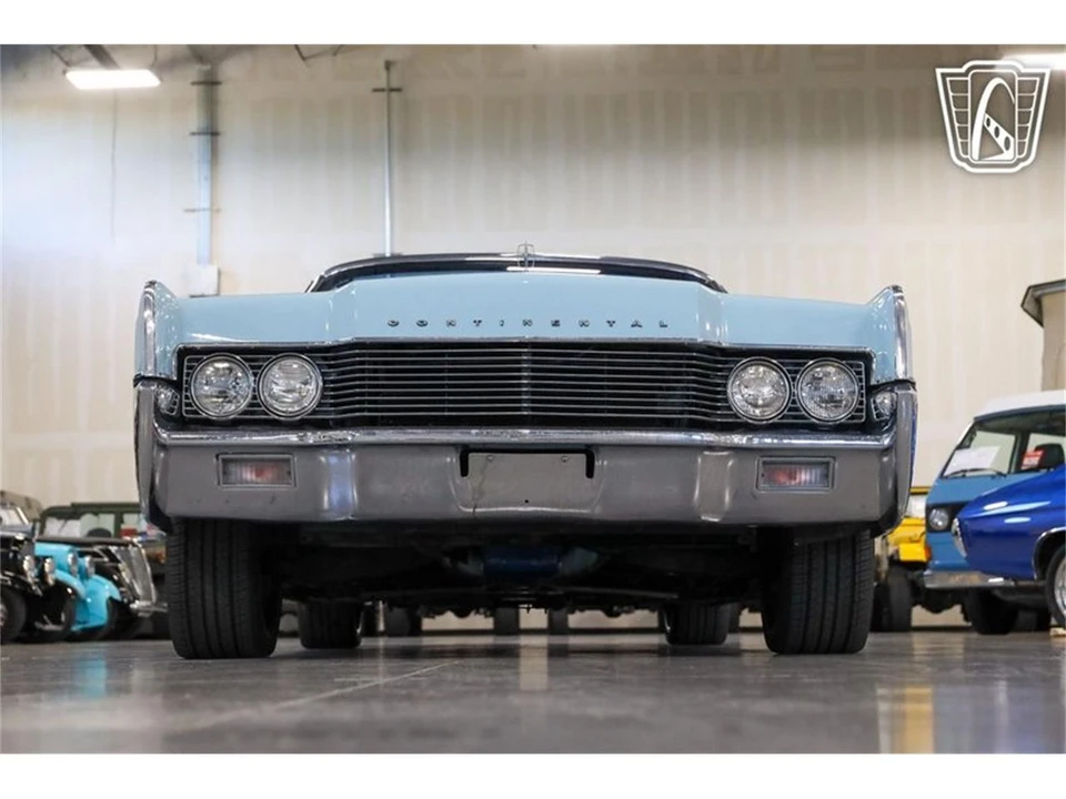1966 Lincoln Continental 4th Gen - Image 5 of 31