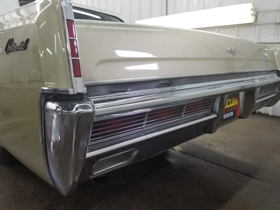 1966 Lincoln Continental 4th Gen - Image 4 of 8