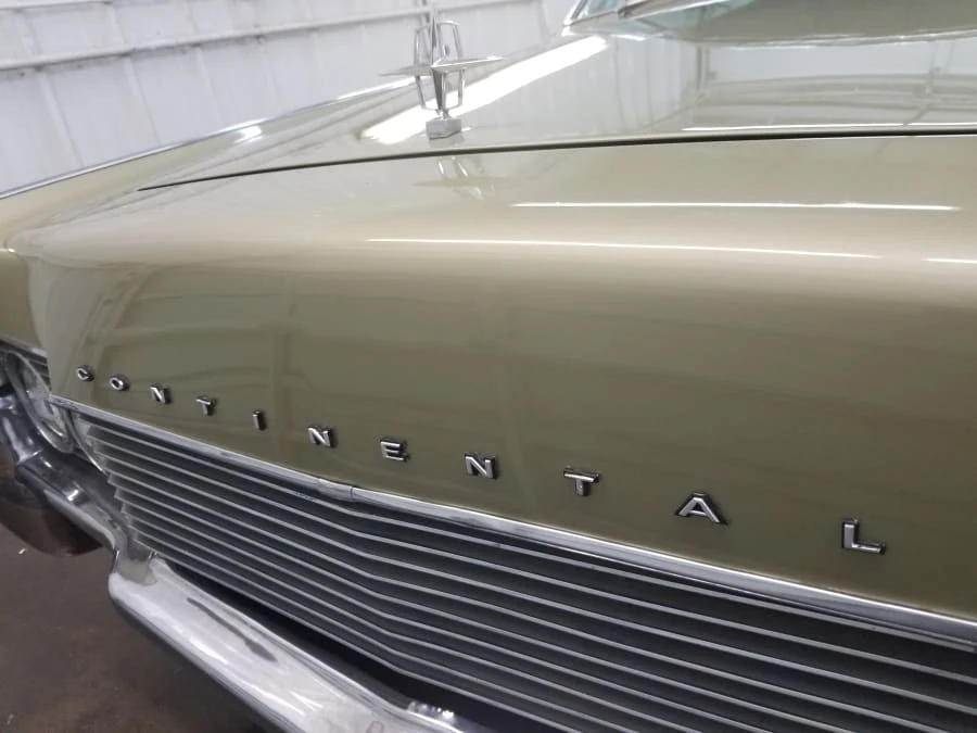 1966 Lincoln Continental 4th Gen - Image 6 of 8