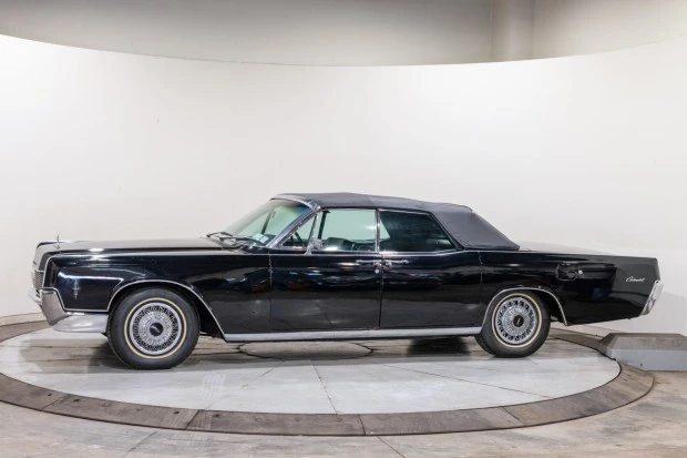 1966 Lincoln Continental 4th Gen - Image 3 of 8