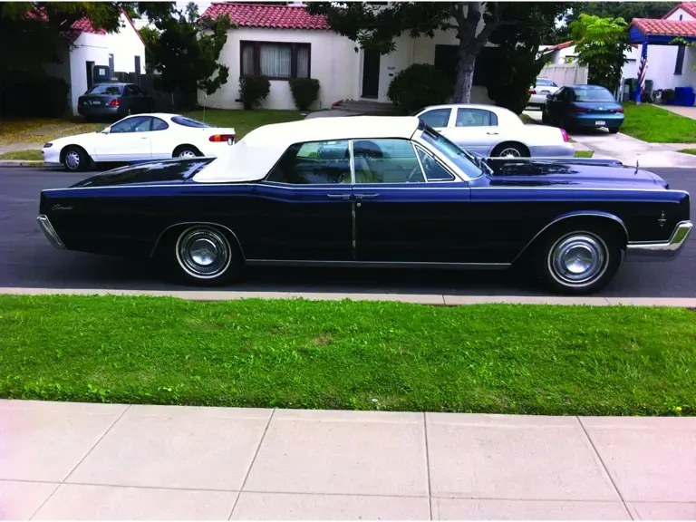 1966 Lincoln Continental 4th Gen - Image 2 of 2