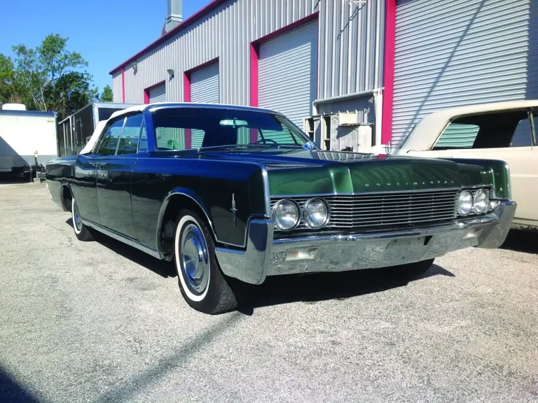 1966 Lincoln Continental 4th Gen - Image 2 of 2