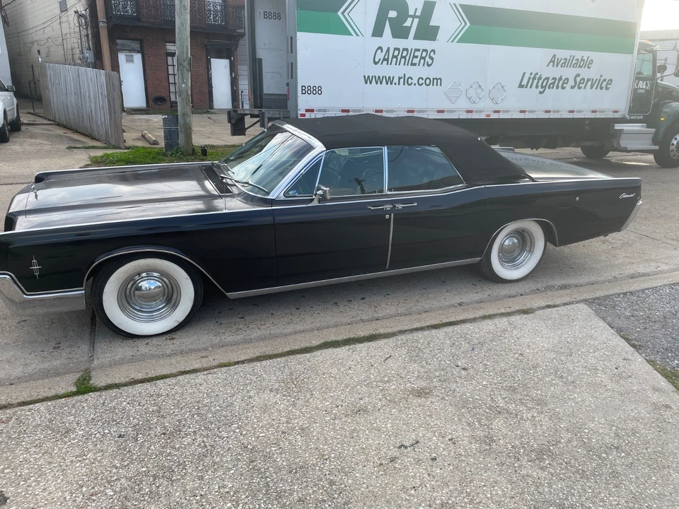 1966 Lincoln Continental 4th Gen - Image 2 of 18