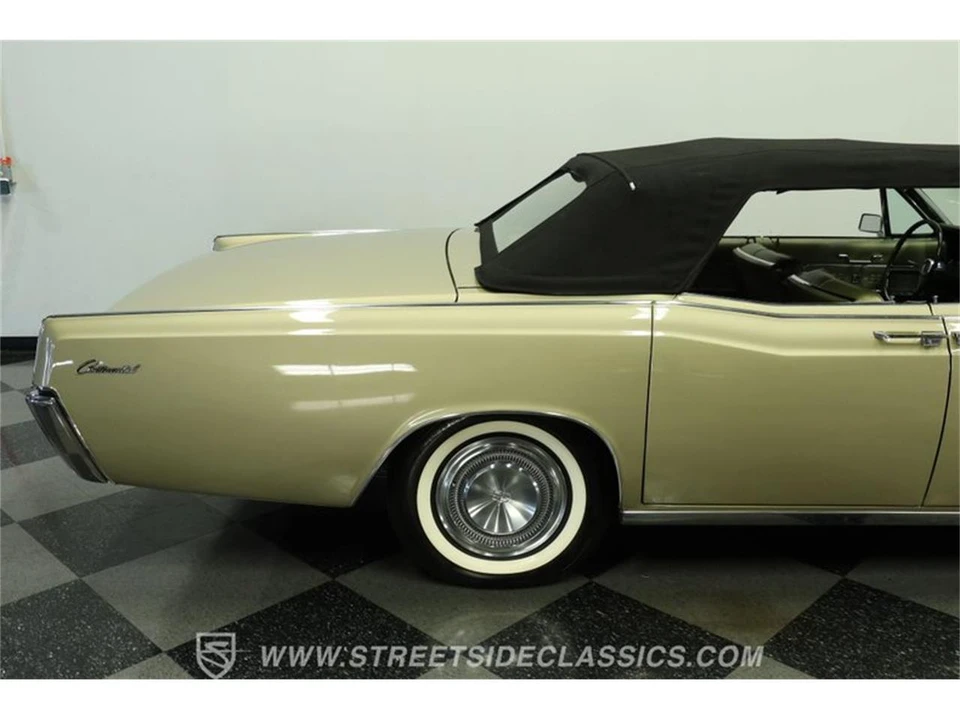 1966 Lincoln Continental 4th Gen - Image 28 of 31